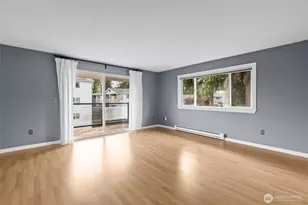 845 NE 125th St, Seattle, WA 98125 - Photo 4