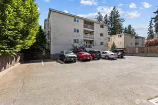 845 NE 125th St, Seattle, WA 98125 - Photo 36