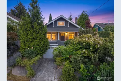 4010 Ashworth Avenue N, Seattle, WA 98103 - Photo 1