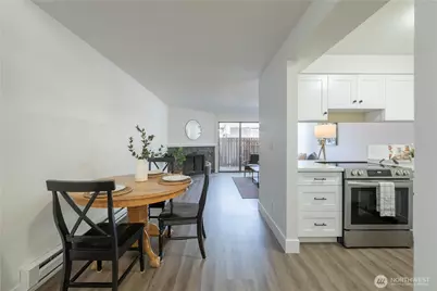 216 SW 154th Street #3, Burien, WA 98166 - Photo 8