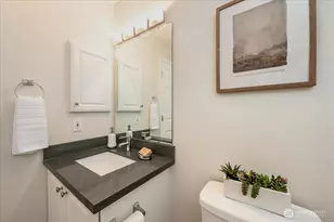 1000 NE 88th St, Seattle, WA 98115 - Photo 16