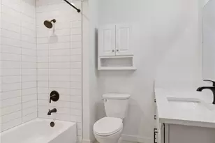 1401 W Bertona St, Seattle, WA 98119 - Photo 18