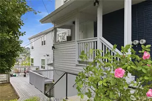 1401 W Bertona St, Seattle, WA 98119 - Photo 6