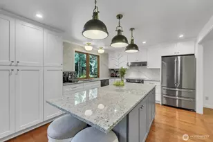 23020 NE 61st St, Redmond, WA 98053 - Photo 20