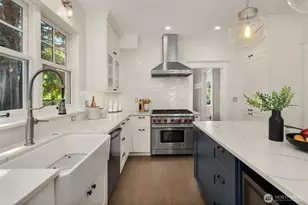 2442 6th Ave W, Seattle, WA 98119 - Photo 10