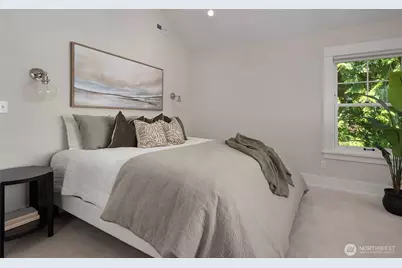 2442 6th Avenue W, Seattle, WA 98119 - Photo 26