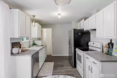30108 2nd Avenue SW, Federal Way, WA 98023 - Photo 10