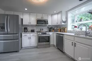 4035 Indian Summer Dr SE, Olympia, WA 98513 - Photo 8