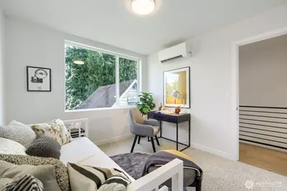809 NE 90th Street, Seattle, WA 98115 - Photo 10