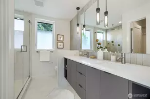809 NE 90th St, Seattle, WA 98115 - Photo 6
