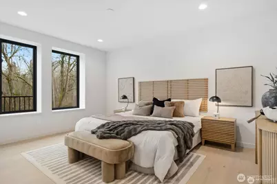 290 118th Avenue SE, Bellevue, WA 98005 - Photo 16