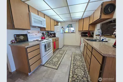 1301 S 3rd Avenue #5D, Sequim, WA 98382 - Photo 14