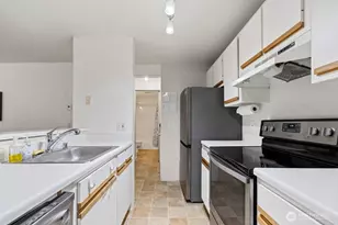 7453 Newcastle Golf Club Rd, Newcastle, WA 98059 - Photo 10
