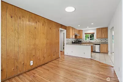 10749 30th Ave NE, Seattle, WA 98125 - Photo 6