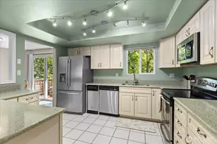 17631 69th Pl W, Edmonds, WA 98026 - Photo 6