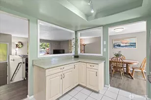 17631 69th Pl W, Edmonds, WA 98026 - Photo 8