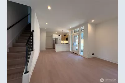 3026 NE 95th Street #B, Seattle, WA 98115 - Photo 4