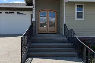 8212 72nd Pl NE, Marysville, WA 98270 - Photo 2