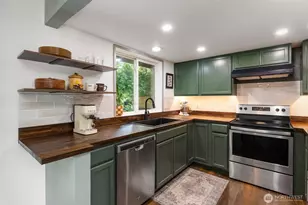1903 NW Russell St, Poulsbo, WA 98370 - Photo 10