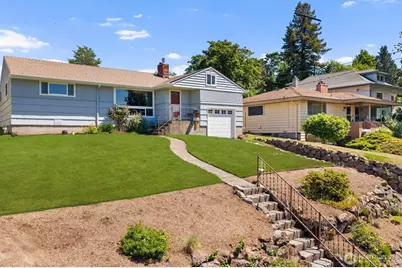 9842 60th Avenue S, Seattle, WA 98118 - Photo 1