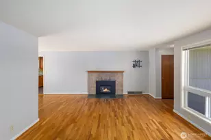 9842 60th Ave S, Seattle, WA 98118 - Photo 10