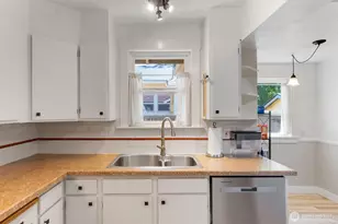 807 S Pearl St, Centralia, WA 98531 - Photo 8