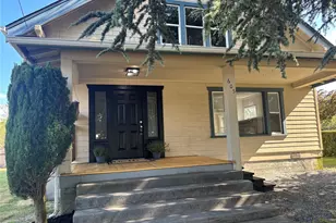 605 118th St S, Tacoma, WA 98444 - Photo 2