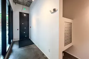 1111 E Pike St, Seattle, WA 98122 - Photo 18