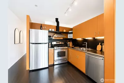 1111 E Pike Street #303, Seattle, WA 98122 - Photo 10