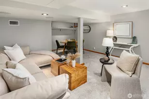 12744 Phinney Ave N, Seattle, WA 98133 - Photo 16