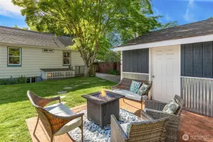 12744 Phinney Ave N, Seattle, WA 98133 - Photo 26