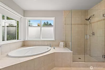 8816 140th Avenue SE, Newcastle, WA 98059 - Photo 20