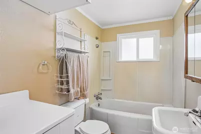 4521 N 18th Street, Tacoma, WA 98406 - Photo 12