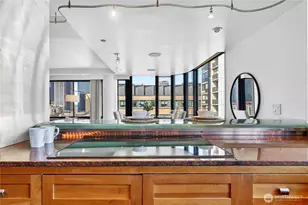 1120 Spring St, Seattle, WA 98104 - Photo 4