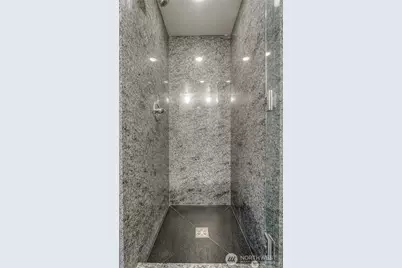 1120 Spring Street #1201, Seattle, WA 98104 - Photo 22