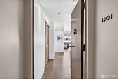 1120 Spring Street #1201, Seattle, WA 98104 - Photo 28
