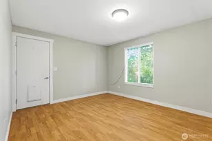 12817 Kapowsin Highlands Dr E, Graham, WA 98338 - Photo 14