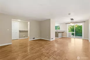 12817 Kapowsin Highlands Dr E, Graham, WA 98338 - Photo 4