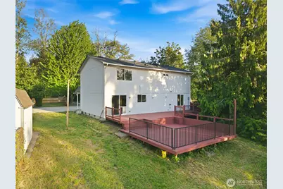 12817 Kapowsin Highlands Drive E, Graham, WA 98338 - Photo 32