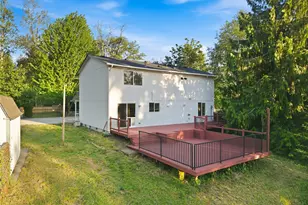 12817 Kapowsin Highlands Dr E, Graham, WA 98338 - Photo 32