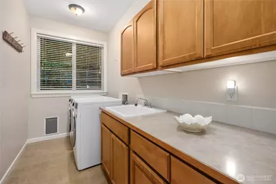 7989 E Barsay Lane, Port Orchard, WA 98366 - Photo 20