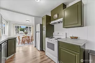 114 Cherry St NW, Castle Rock, WA 98611 - Photo 16