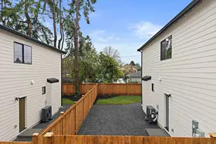 23706 84th Ave W, Edmonds, WA 98026 - Photo 40