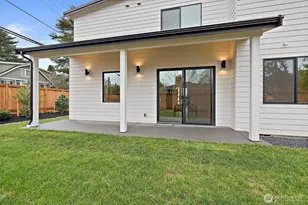 23706 84th Ave W, Edmonds, WA 98026 - Photo 38