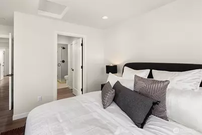 12012 17th Place S #B, Burien, WA 98168 - Photo 20