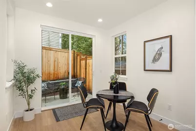 11812 NE 103rd Place, Kirkland, WA 98033 - Photo 12