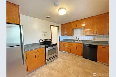 1706 NE 82nd Street, Seattle, WA 98115 - Photo 8