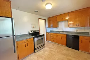 1706 NE 82nd St, Seattle, WA 98115 - Photo 8
