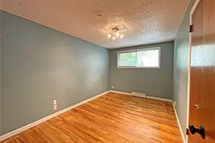 1706 NE 82nd St, Seattle, WA 98115 - Photo 18