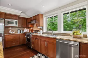 506 Lakeside Ave S, Seattle, WA 98144 - Photo 14